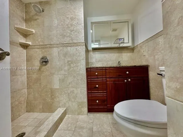 10851 SW 2nd St #K106 Sweetwater, FL 33174