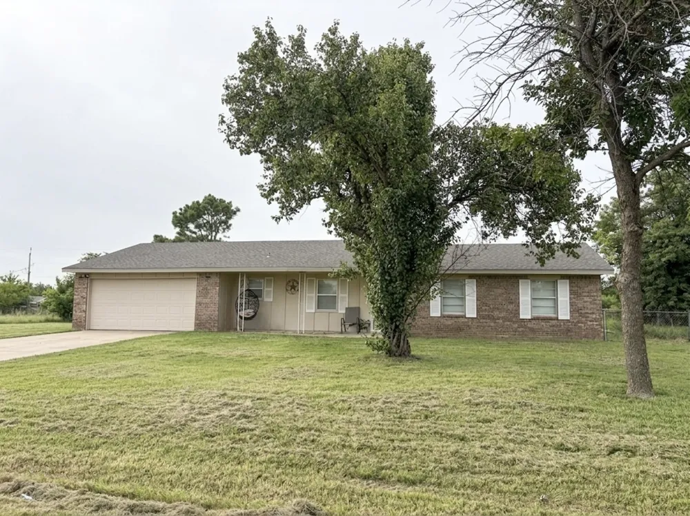 9282 County Road 1540 Ada, OK 74820