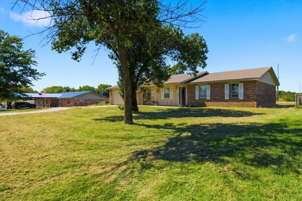 9282 County Road 1540 Ada, OK 74820