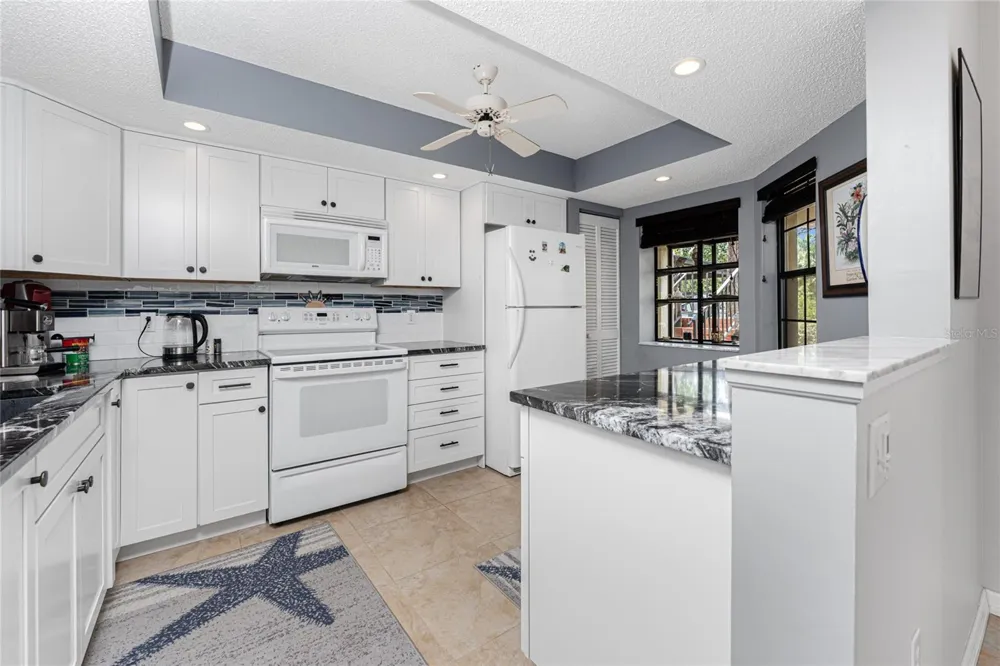 511 PINE HOLLOW CIRCLE #511 Englewood, FL 34223