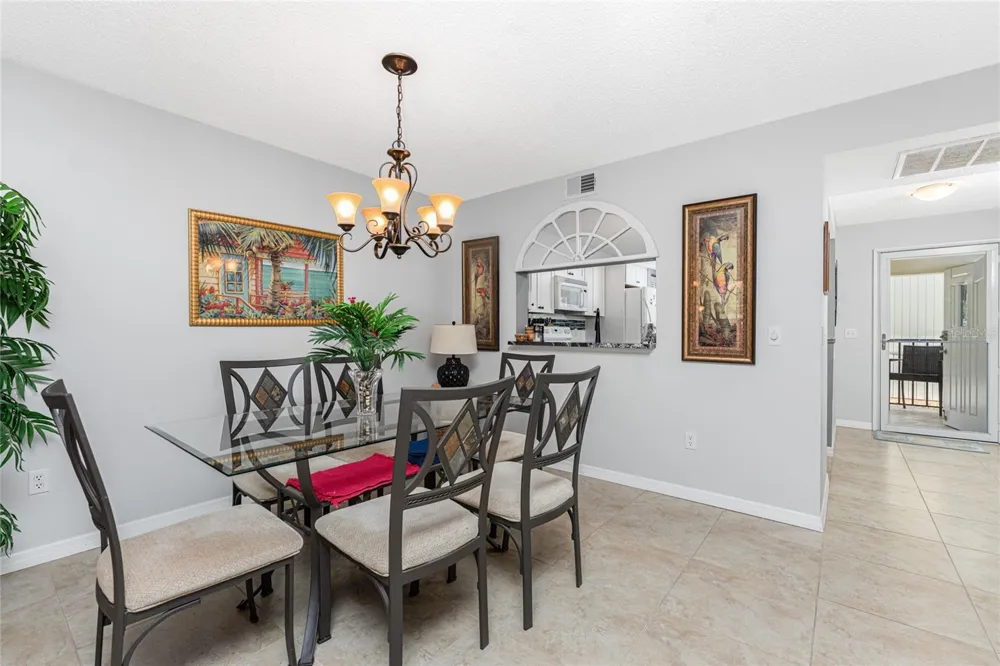 511 PINE HOLLOW CIRCLE #511 Englewood, FL 34223