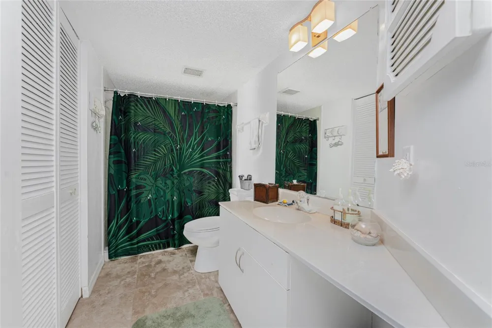 511 PINE HOLLOW CIRCLE #511 Englewood, FL 34223