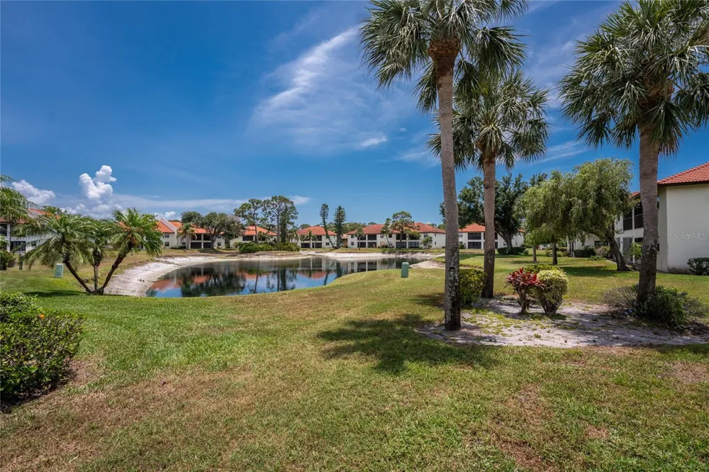 511 PINE HOLLOW CIRCLE #511 Englewood, FL 34223