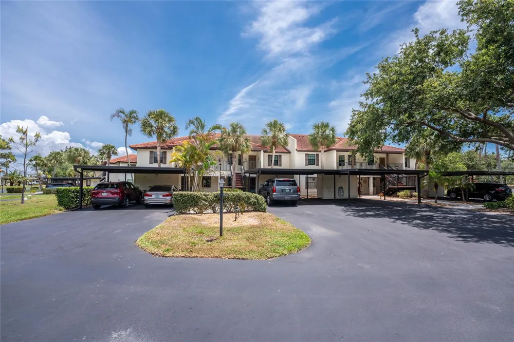 511 PINE HOLLOW CIRCLE #511 Englewood, FL 34223