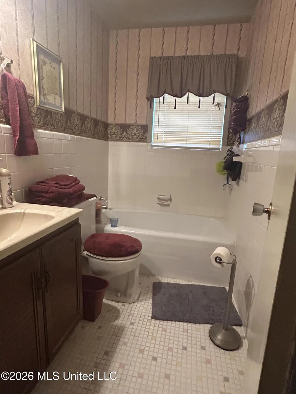 27 Sunset Circle Greenwood, MS 38930