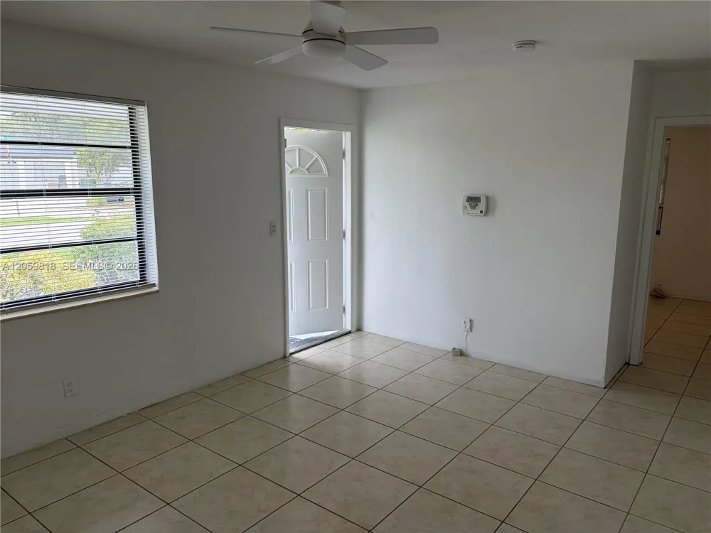 613 NW 5 CT Hallandale Beach, FL 33009
