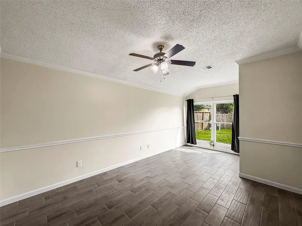 13635 Repa Lane Houston, TX 77014