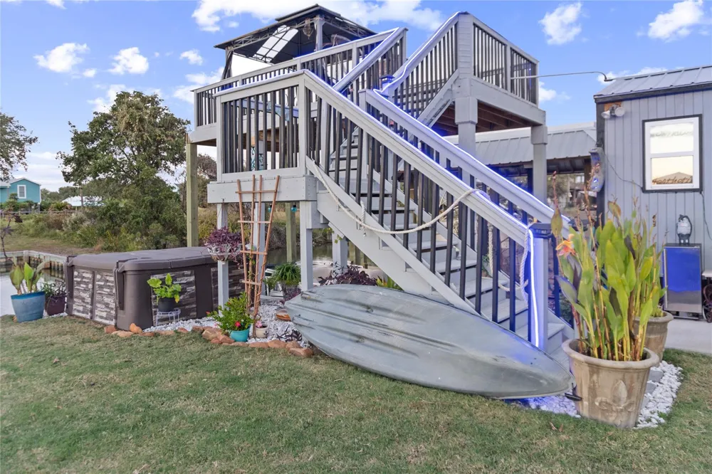 1129 Prides Lane Bolivar Peninsula, TX 77650