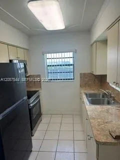 1635 NW 1st Ave Florida City, FL 33034