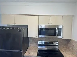 1635 NW 1st Ave Florida City, FL 33034