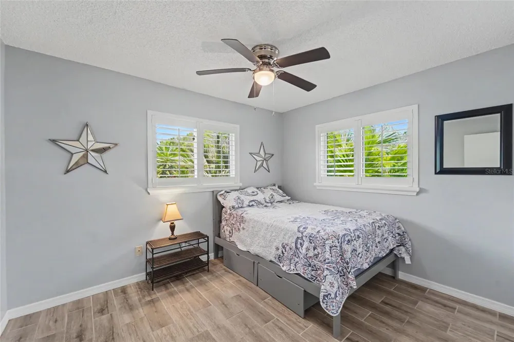 1496 QUEEN ANNE DRIVE Palm Harbor, FL 34684