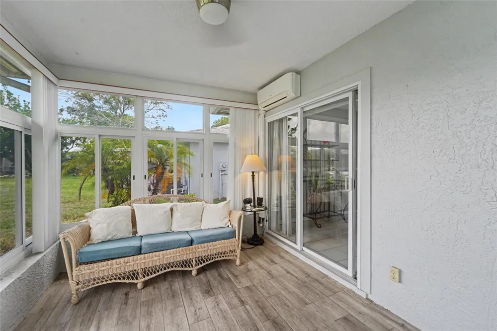 1496 QUEEN ANNE DRIVE Palm Harbor, FL 34684
