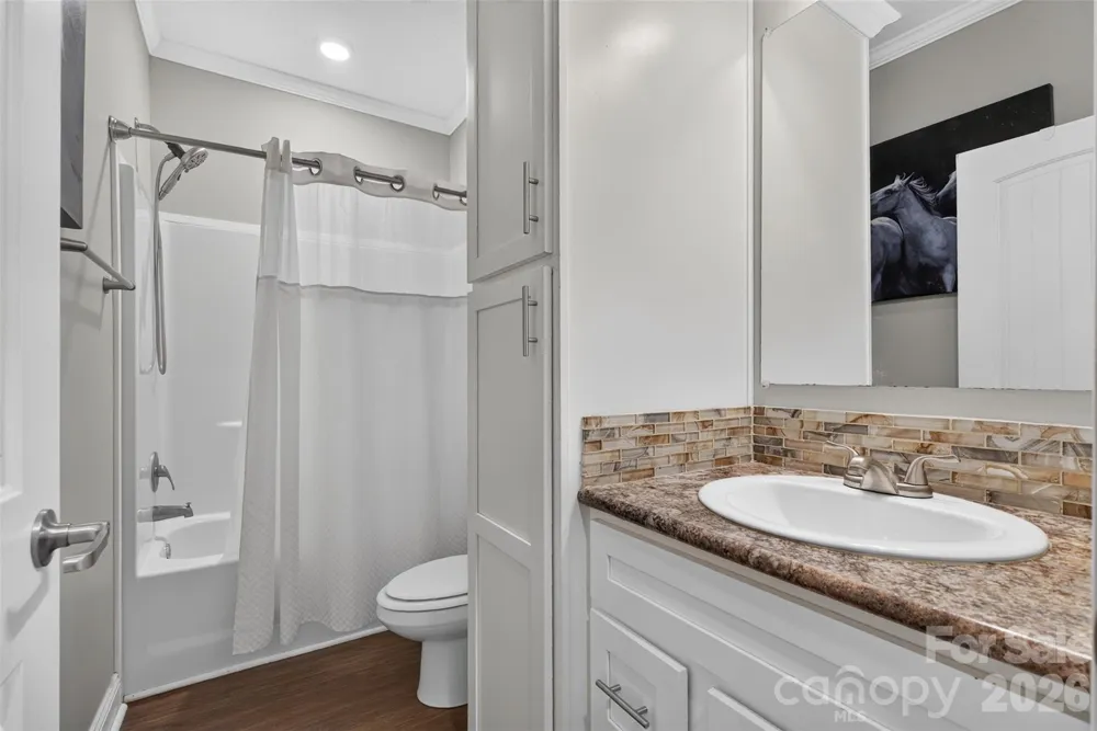 1568 John Smith Road Columbus, NC 28722