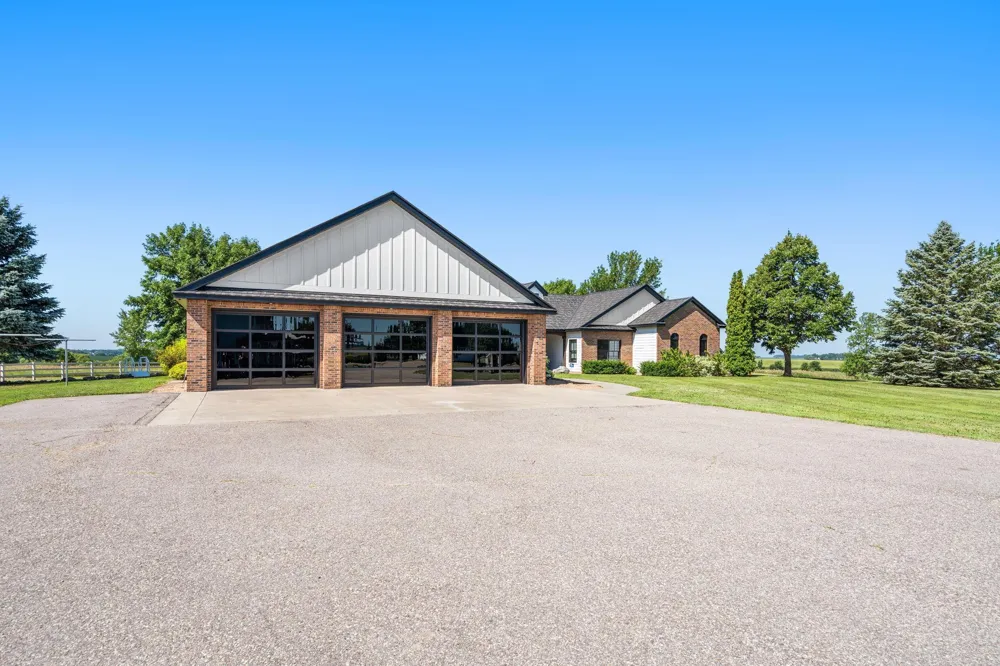 46445 250th Street Gaylord, MN 55334