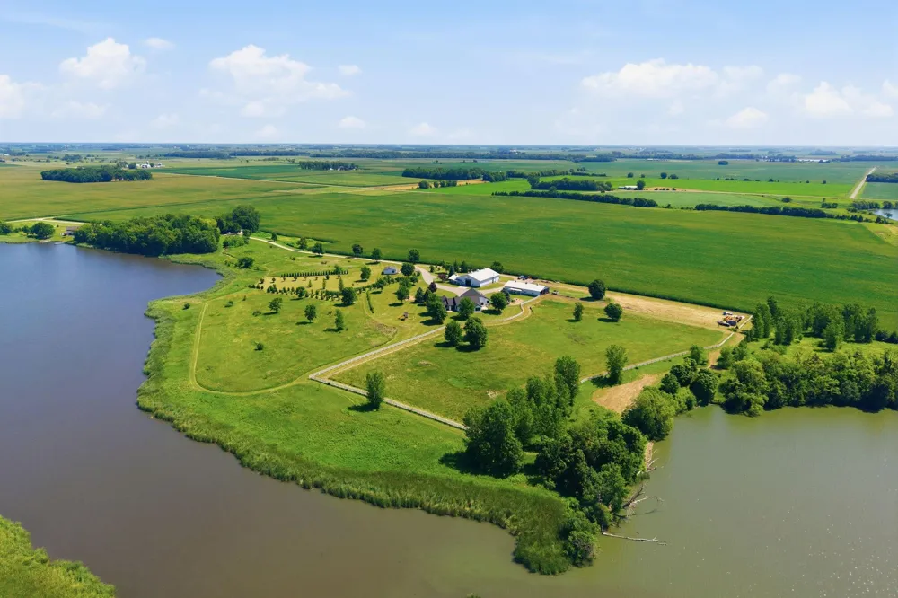 46445 250th Street Gaylord, MN 55334