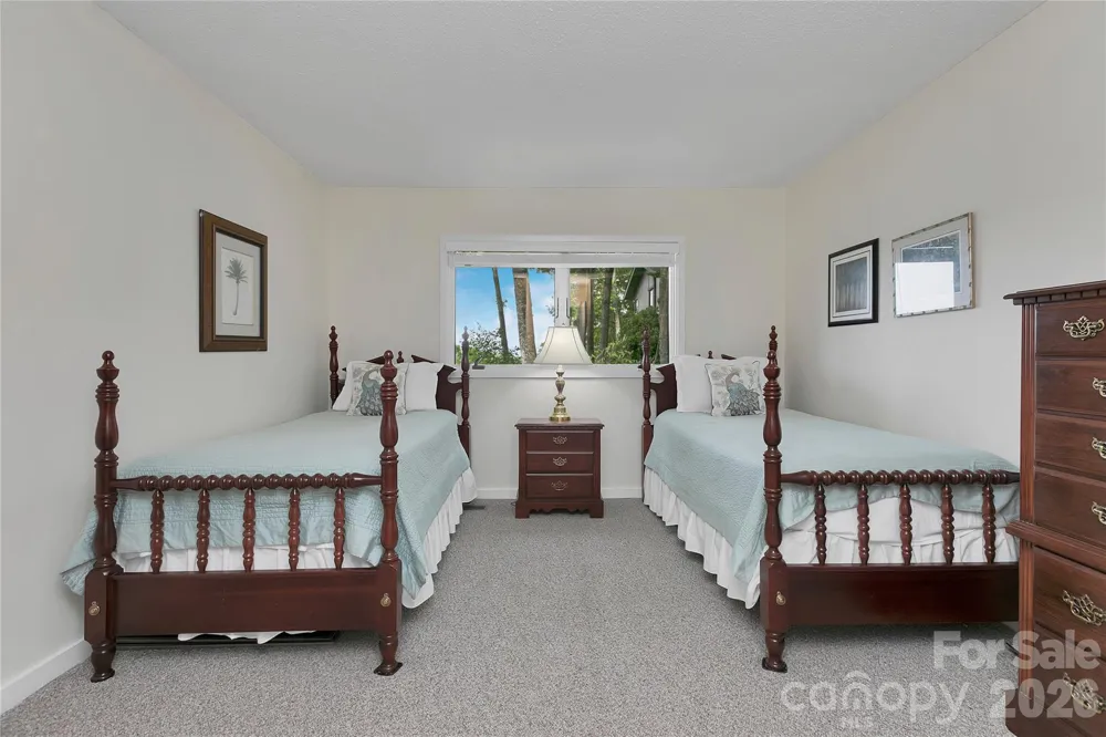264 Tinequa Drive Brevard, NC 28712
