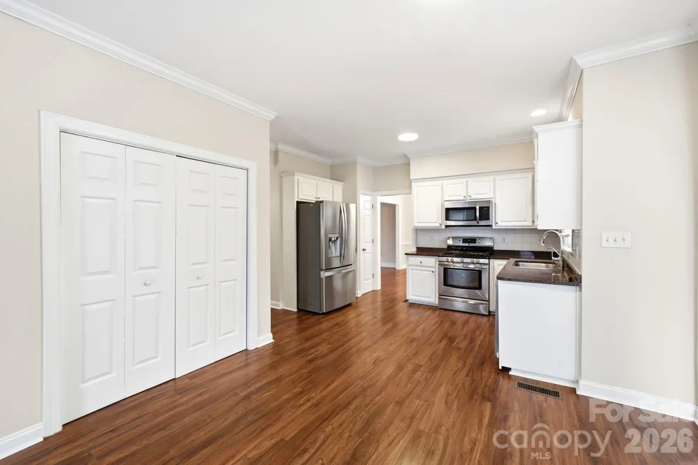 5305 Ravenglass Court Waxhaw, NC 28173