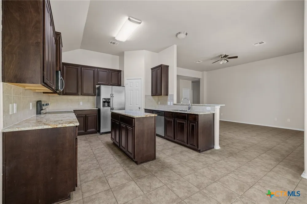 6308 Blayney Drive Killeen, TX 76549