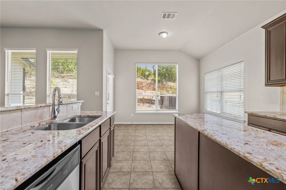 6308 Blayney Drive Killeen, TX 76549