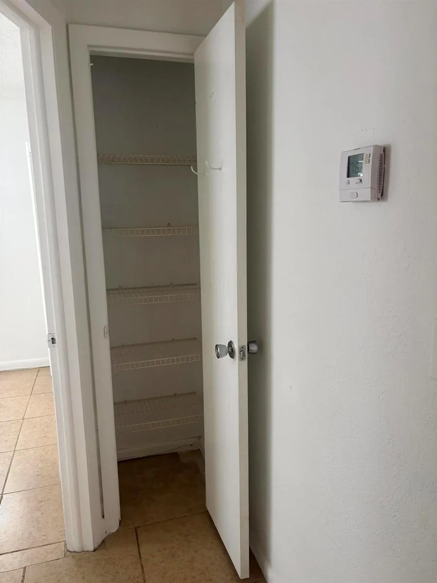 3801 Van Cott Circle West Palm Beach, FL 33403