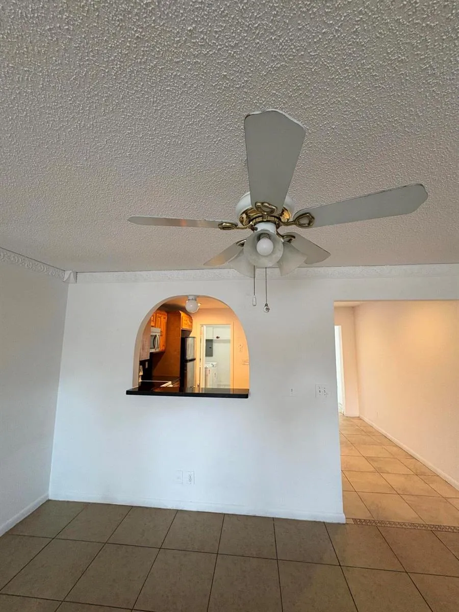 3801 Van Cott Circle West Palm Beach, FL 33403