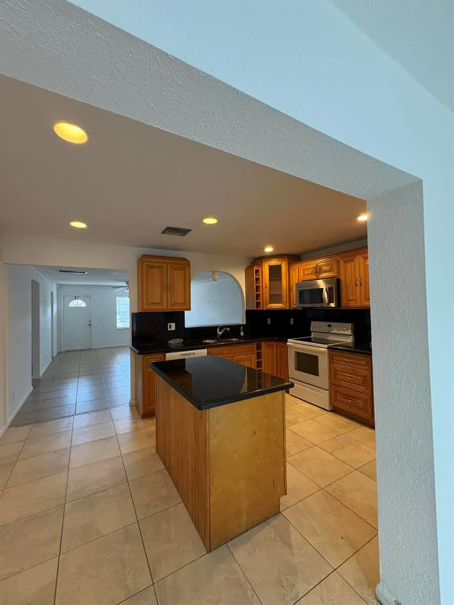 3801 Van Cott Circle West Palm Beach, FL 33403