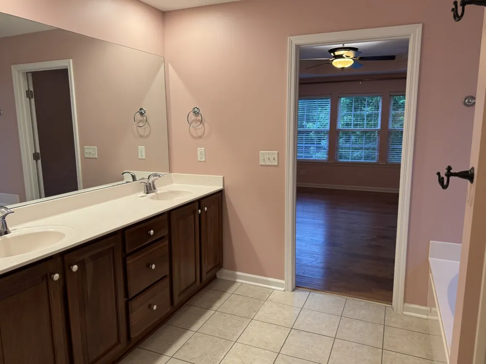 1856 Erlinger Drive Nolensville, TN 37135