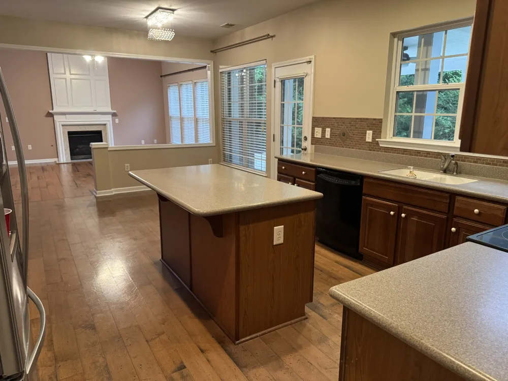 1856 Erlinger Drive Nolensville, TN 37135