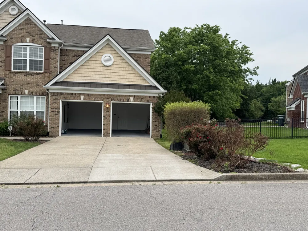 1856 Erlinger Drive Nolensville, TN 37135