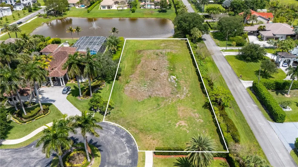 2270 Dorado Ave Davie, FL 33324