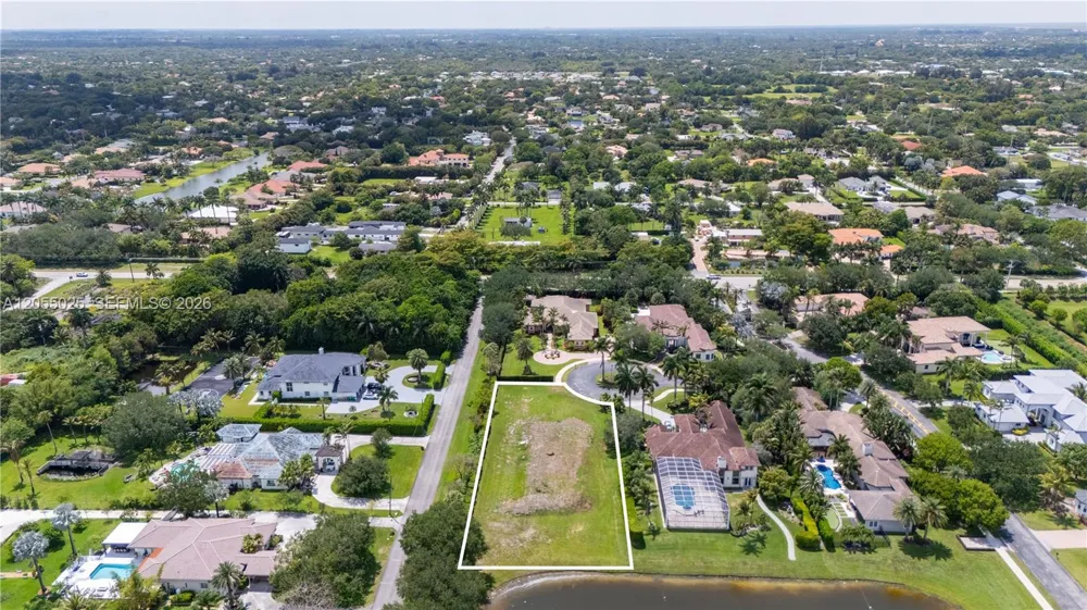 2270 Dorado Ave Davie, FL 33324