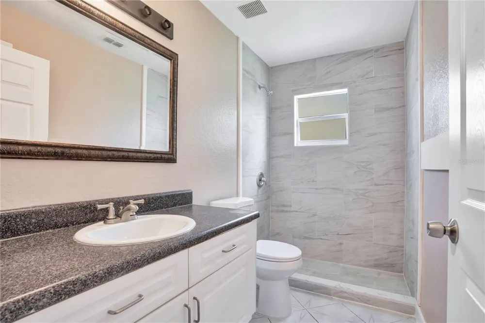 667 JESSANDA CIR Lakeland, FL 33813