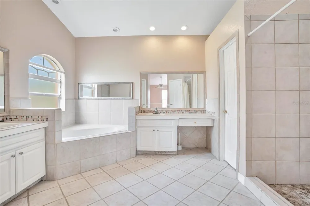 667 JESSANDA CIR Lakeland, FL 33813