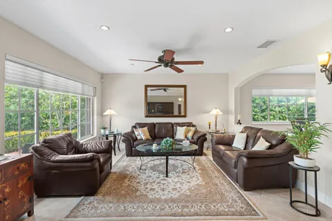 10520 NW 43rd Court