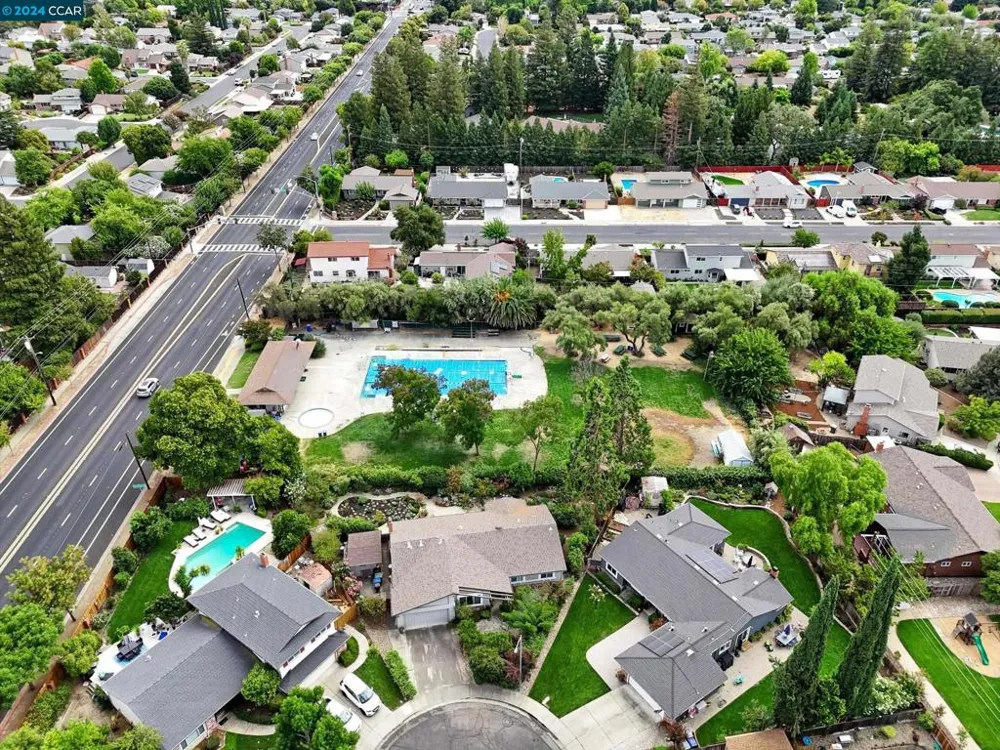 4554 Concord Blvd Concord, CA 94521