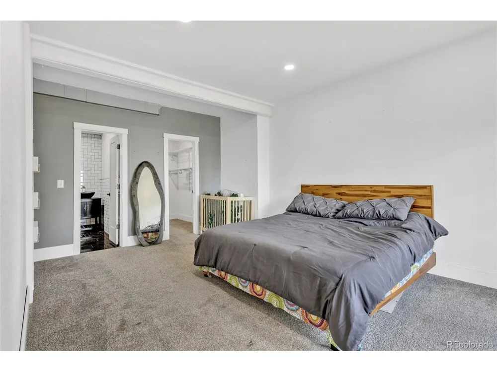255 Divide View Drive Golden, CO 80403