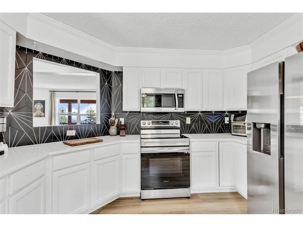 255 Divide View Drive Golden, CO 80403