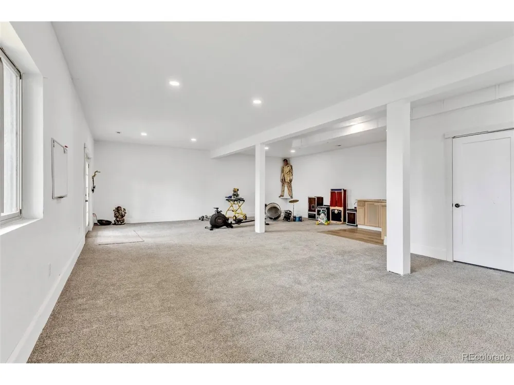 255 Divide View Drive Golden, CO 80403