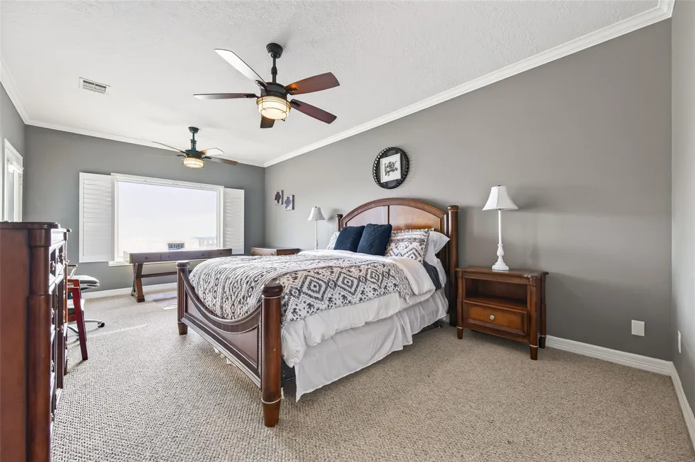 200 Little Dove Livingston, TX 77351