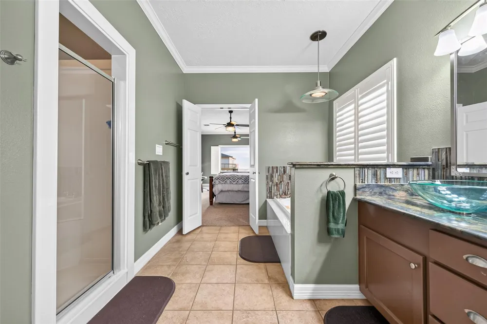 200 Little Dove Livingston, TX 77351