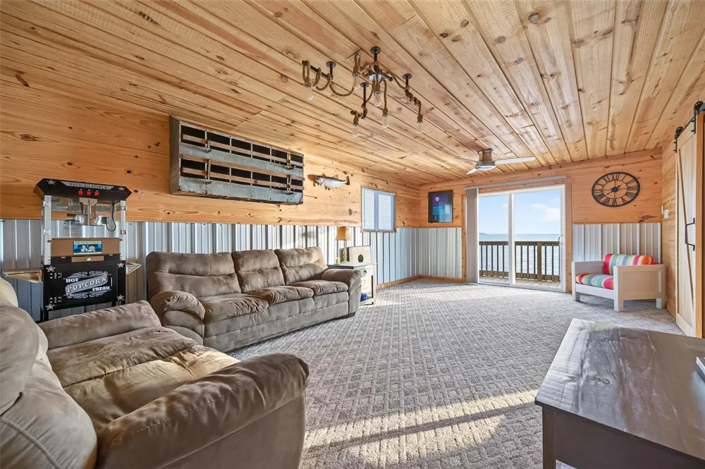 200 Little Dove Livingston, TX 77351