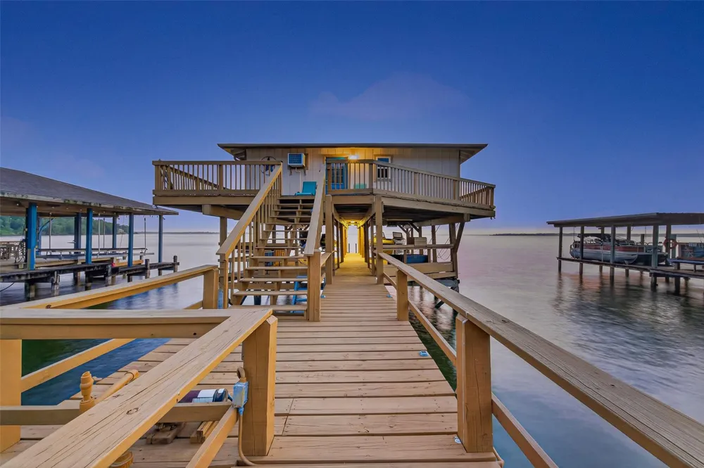 200 Little Dove Livingston, TX 77351