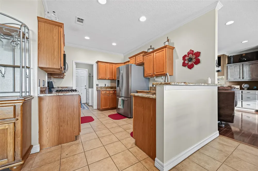 200 Little Dove Livingston, TX 77351