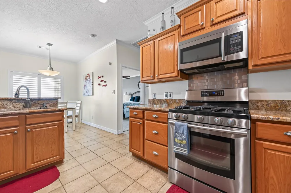 200 Little Dove Livingston, TX 77351