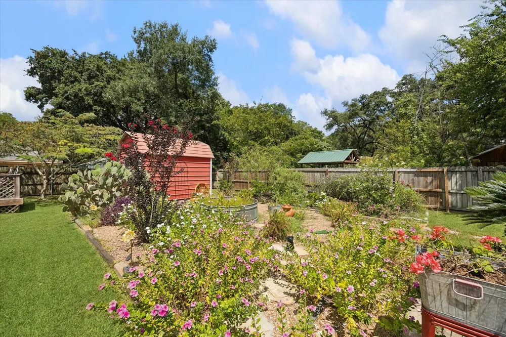 1011 Atchison Street Sealy, TX 77474