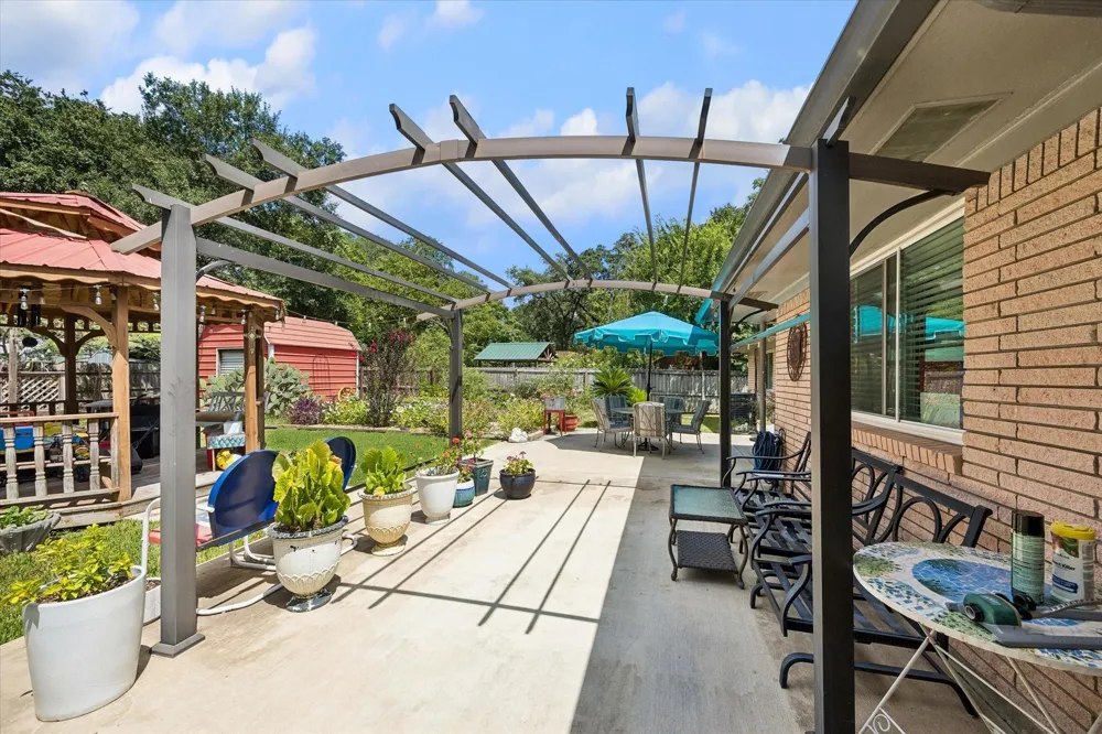 1011 Atchison Street Sealy, TX 77474