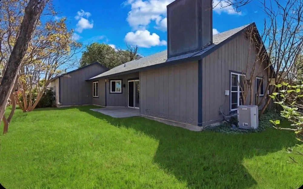 5775 Larkdale Drive San Antonio, TX 78233