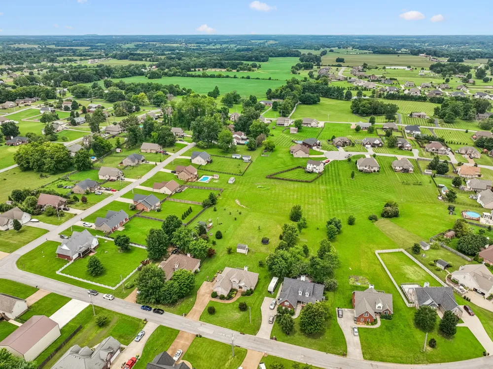 104 Mesa Drive Portland, TN 37148