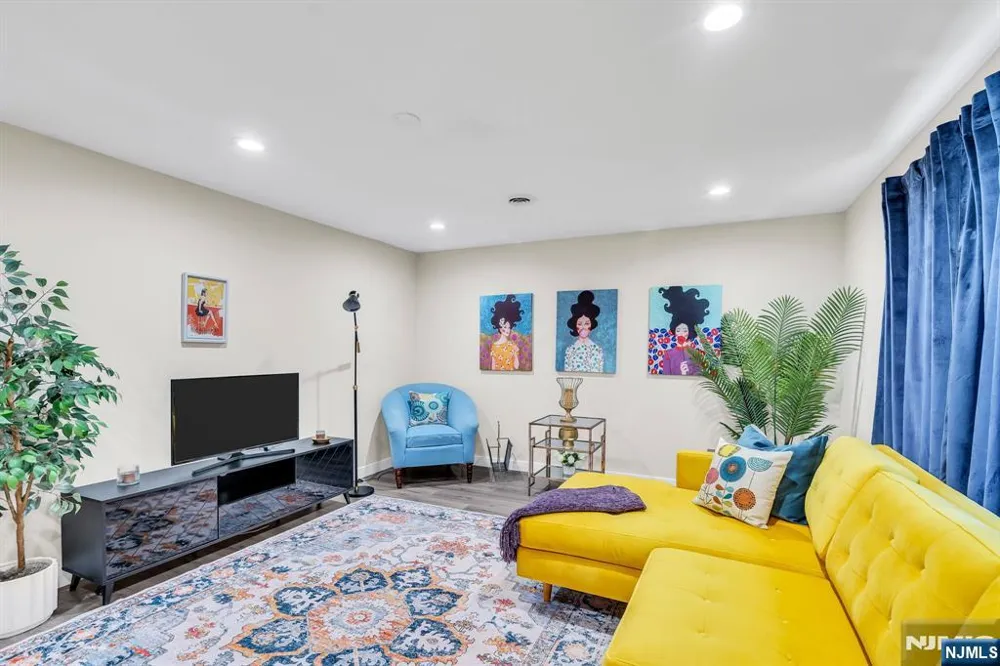 214 Westbrook Drive Berkeley, NJ 08757