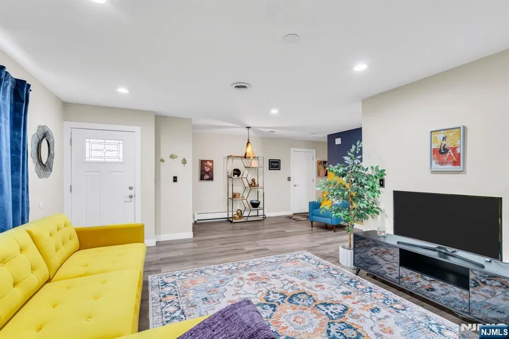 214 Westbrook Drive Berkeley, NJ 08757